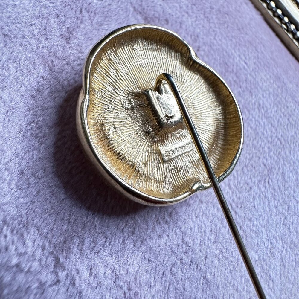 Vintage Signed Monet Gold-Tone Signed Stick Pin Brooch W/ Swirl Design 80s Retro - Picture 2 of 8